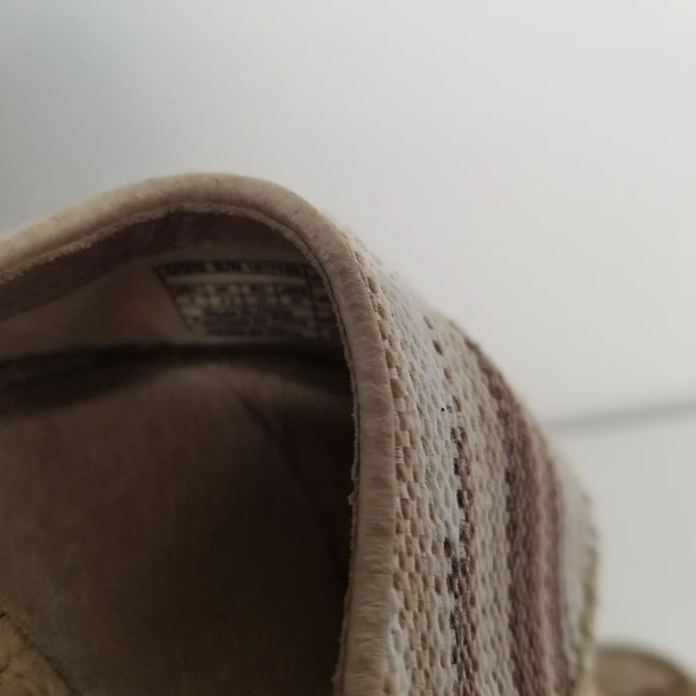 UGG Libbi Striped Serape Espadrille Flats Size 6